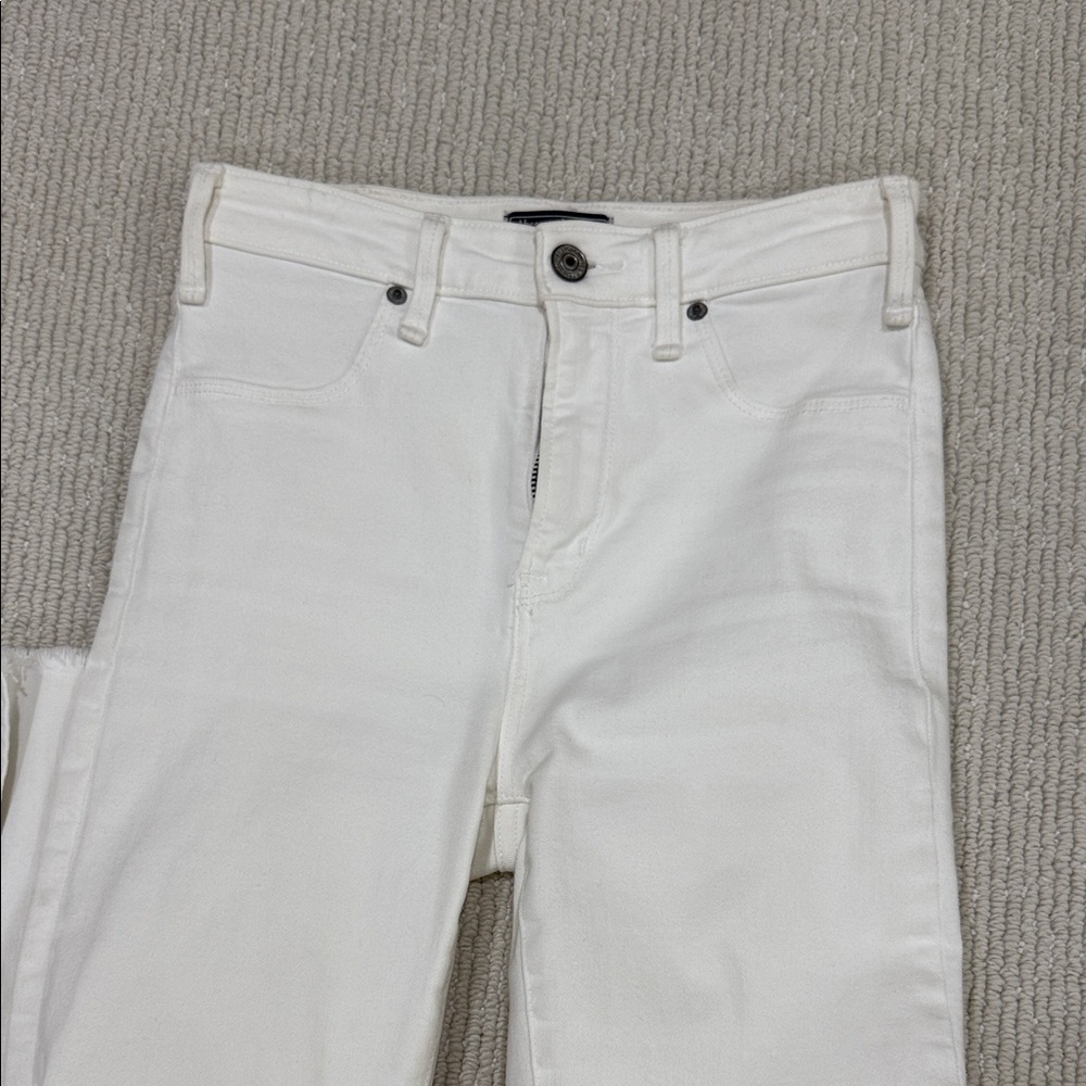 Abercrombie & Fitch Simone High Rise Ankle Flare Jean in White